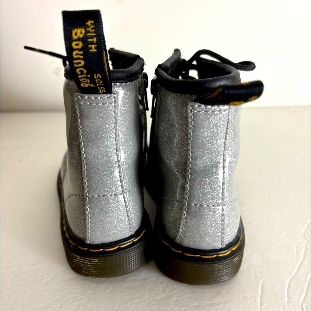 Dr. Martens 1460 Silver Glitter Toddler Lace Up Boots size 10 - Picture 6 of 6